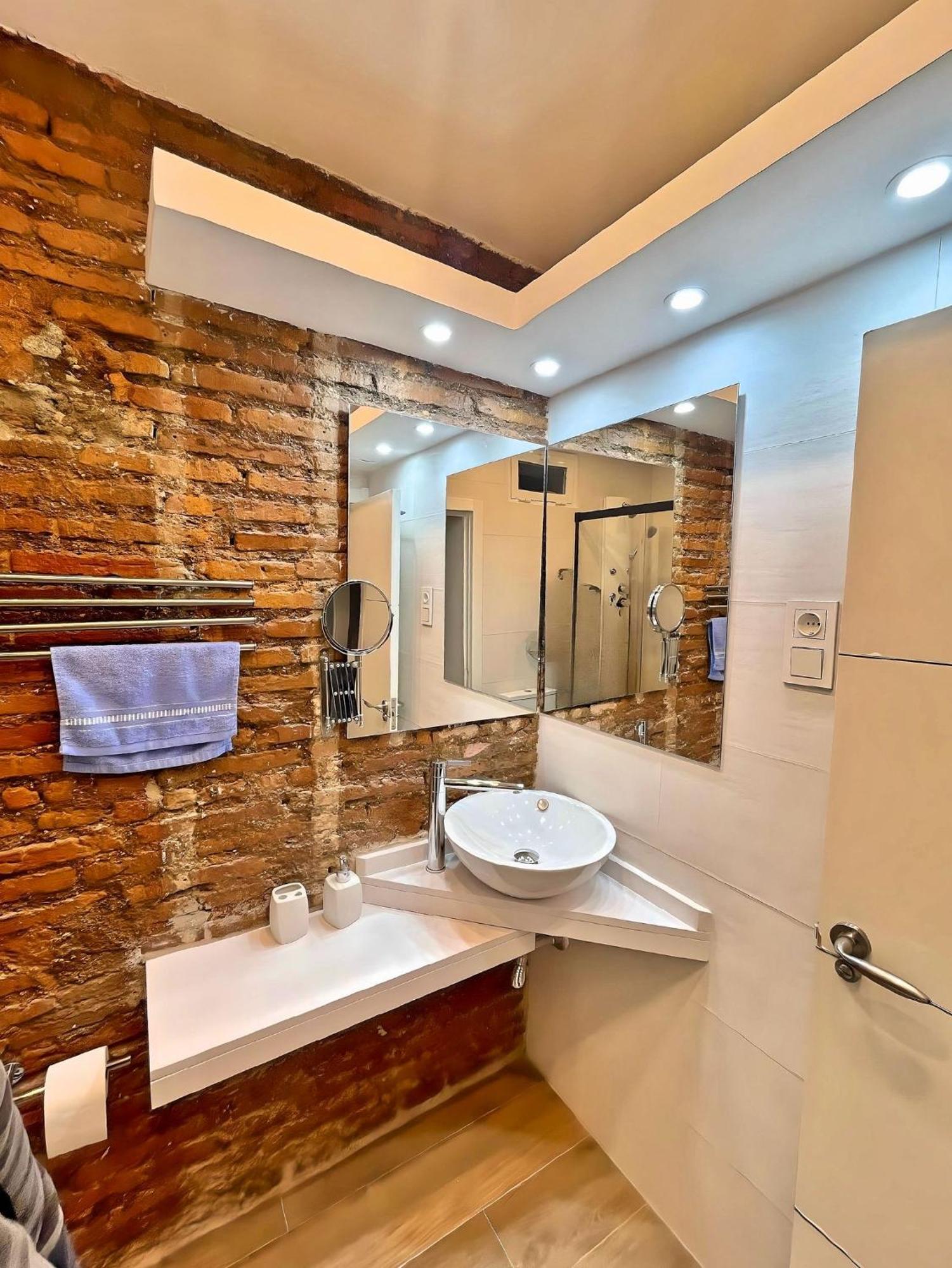 Appartamento Excellent location Malaga centro historico 2 bed flat Esterno foto
